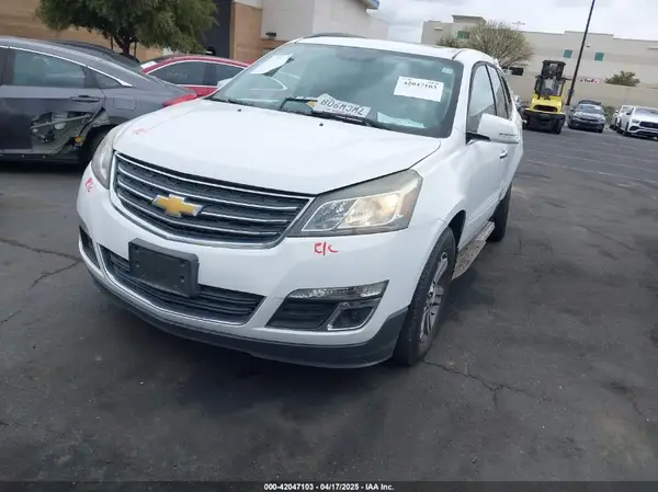 1GNKRHKD5HJ169229 2017 CHEVROLET TRAVERSE - Image 2
