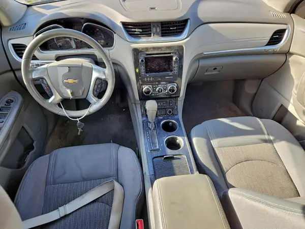 1GNKRHKD5HJ185804 2017 CHEVROLET TRAVERSE - Image 8