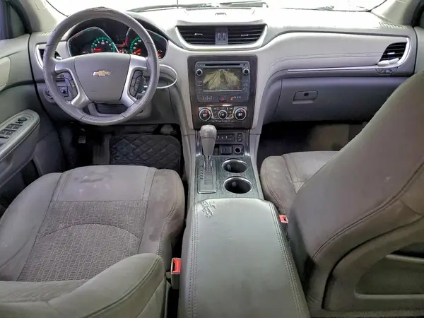1GNKRHKD5HJ287913 2017 CHEVROLET TRAVERSE - Image 8