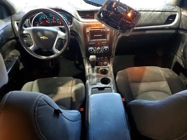 1GNKRHKD5HJ296627 2017 CHEVROLET TRAVERSE - Image 8