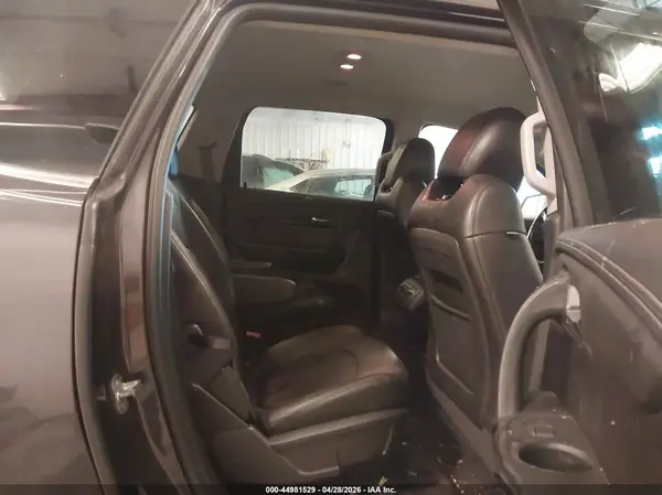 1GNKRHKD5HJ326550 2017 CHEVROLET TRAVERSE - Image 8