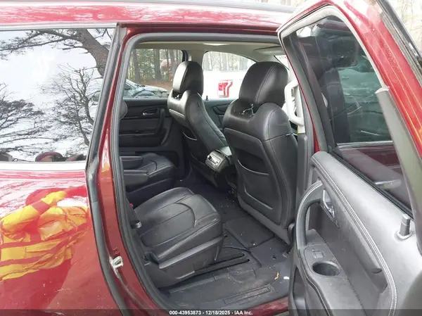 1GNKRHKD5HJ330288 2017 CHEVROLET TRAVERSE - Image 8