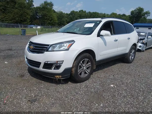1GNKRHKD5HJ337452 2017 CHEVROLET TRAVERSE - Image 2