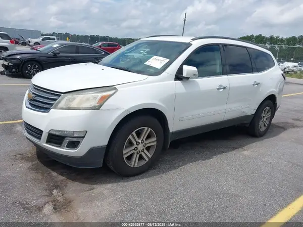 1GNKRHKD6GJ128882 2016 CHEVROLET TRAVERSE - Image 2