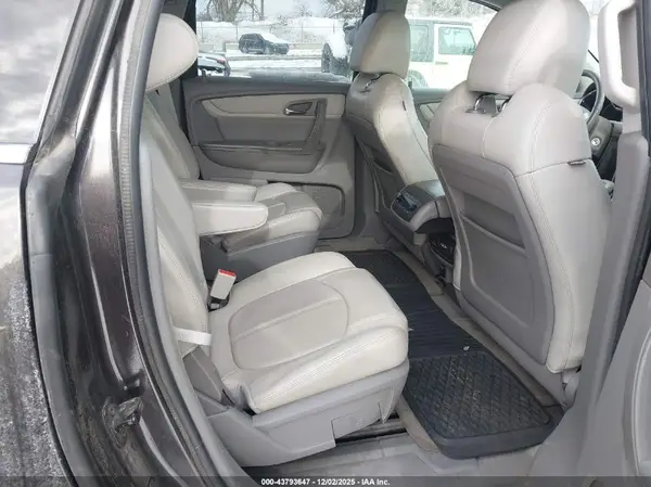 1GNKRHKD6GJ138604 2016 CHEVROLET TRAVERSE - Image 8