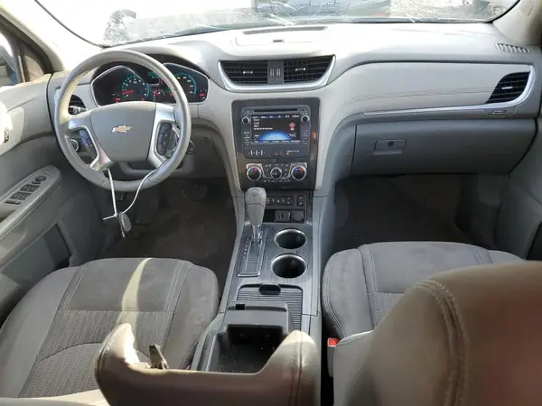 1GNKRHKD6HJ115566 2017 CHEVROLET TRAVERSE - Image 8