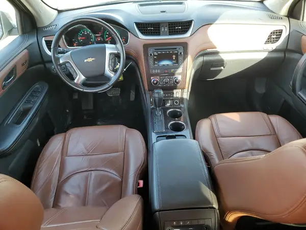 1GNKRHKD6HJ162581 2017 CHEVROLET TRAVERSE - Image 8