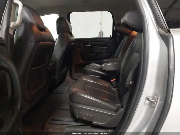 1GNKRHKD6HJ248697 2017 CHEVROLET TRAVERSE - Image 8
