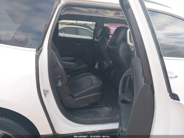 1GNKRHKD6HJ279478 2017 CHEVROLET TRAVERSE - Image 8