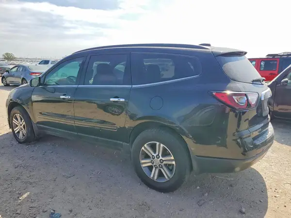 1GNKRHKD6HJ280615 2017 CHEVROLET TRAVERSE - Image 2