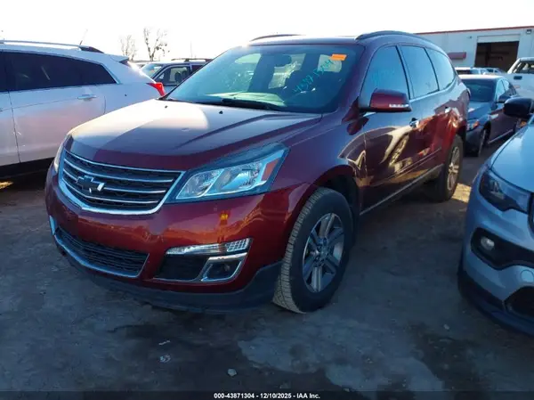 1GNKRHKD6HJ337993 2017 CHEVROLET TRAVERSE - Image 2