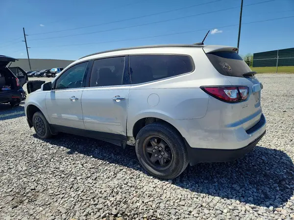 1GNKRHKD7GJ113811 2016 CHEVROLET TRAVERSE - Image 2
