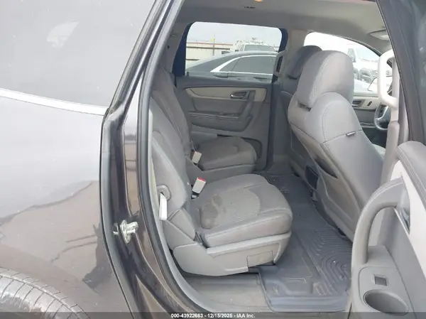 1GNKRHKD7GJ150132 2016 CHEVROLET TRAVERSE - Image 8
