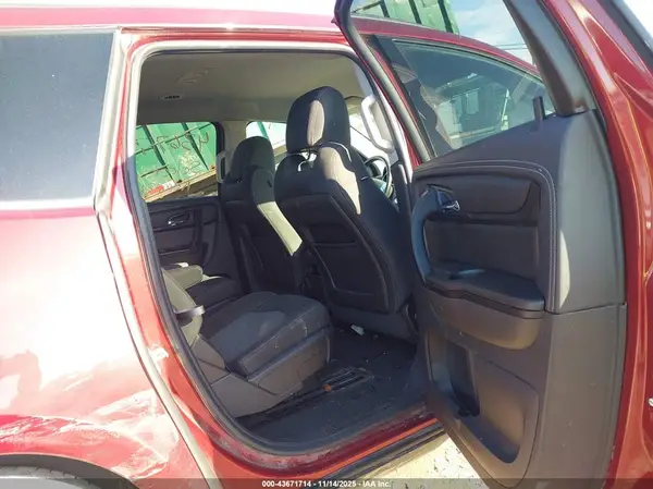 1GNKRHKD7GJ266009 2016 CHEVROLET TRAVERSE - Image 8