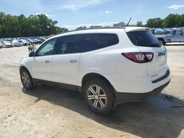 1GNKRHKD7HJ126138 2017 CHEVROLET TRAVERSE - Image 2