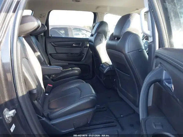 1GNKRHKD7HJ156045 2017 CHEVROLET TRAVERSE - Image 8