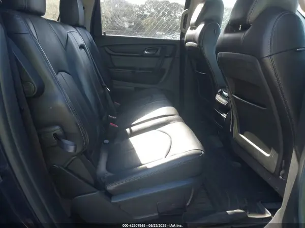 1GNKRHKD7HJ156546 2017 CHEVROLET TRAVERSE - Image 8