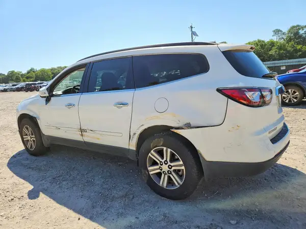 1GNKRHKD7HJ159026 2017 CHEVROLET TRAVERSE - Image 2