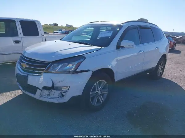 1GNKRHKD7HJ169765 2017 CHEVROLET TRAVERSE - Image 2