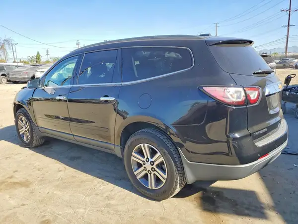 1GNKRHKD7HJ220441 2017 CHEVROLET TRAVERSE - Image 2