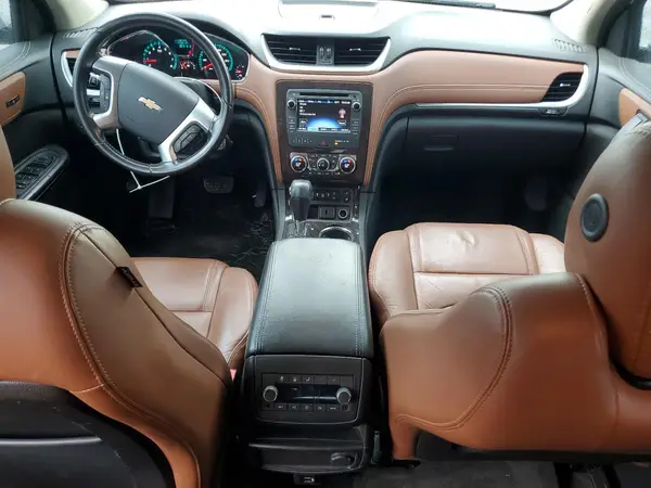1GNKRHKD7HJ244061 2017 CHEVROLET TRAVERSE - Image 8