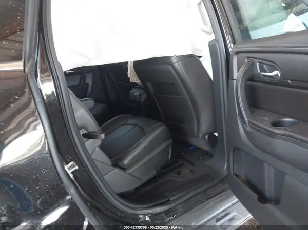 1GNKRHKD7HJ327229 2017 CHEVROLET TRAVERSE - Image 8