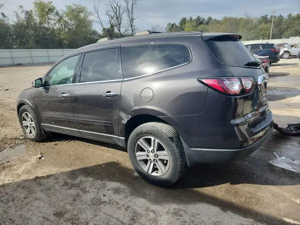 1GNKRHKD7HJ329255 2017 CHEVROLET TRAVERSE - Image 2