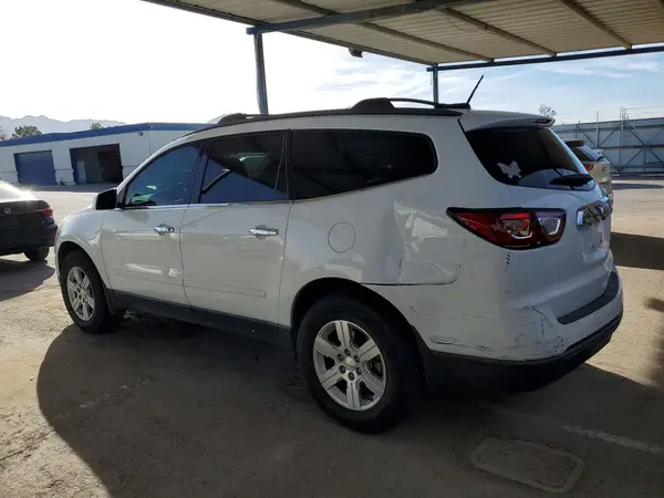 1GNKRHKD8GJ175797 2016 CHEVROLET TRAVERSE - Image 2