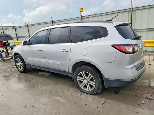 1GNKRHKD8HJ145197 2017 CHEVROLET TRAVERSE - Image 2