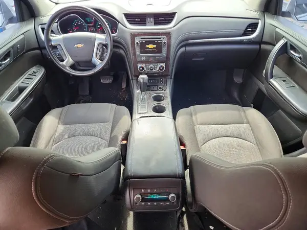 1GNKRHKD8HJ145197 2017 CHEVROLET TRAVERSE - Image 8