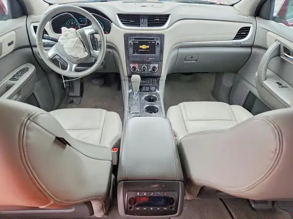 1GNKRHKD8HJ148262 2017 CHEVROLET TRAVERSE - Image 8