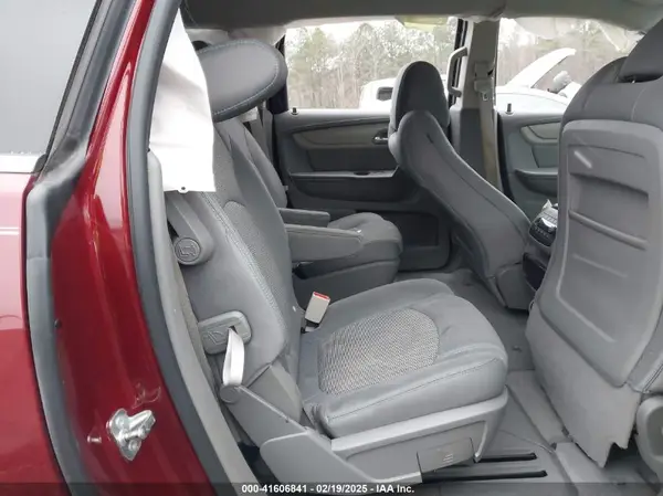 1GNKRHKD8HJ220626 2017 CHEVROLET TRAVERSE - Image 8