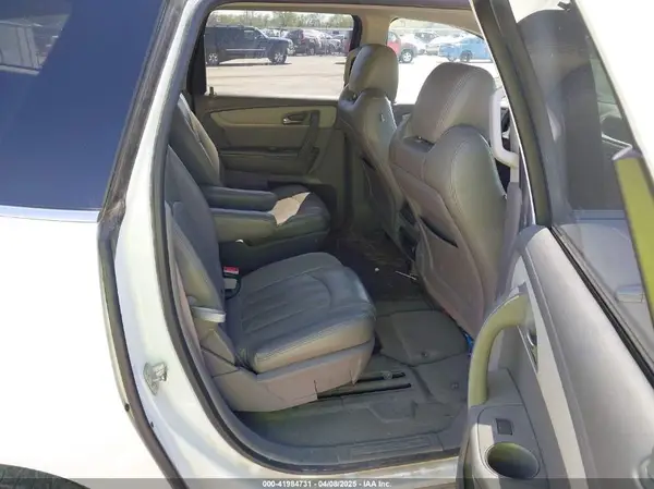 1GNKRHKD9GJ128780 2016 CHEVROLET TRAVERSE - Image 8