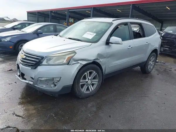 1GNKRHKD9GJ156093 2016 CHEVROLET TRAVERSE - Image 2
