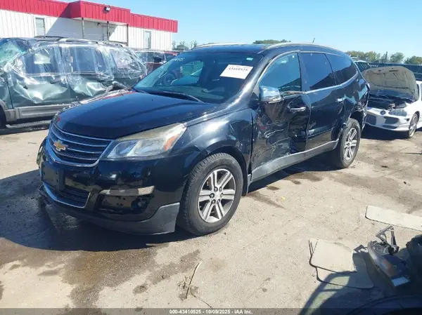 1GNKRHKD9GJ189952 2016 CHEVROLET TRAVERSE - Image 2