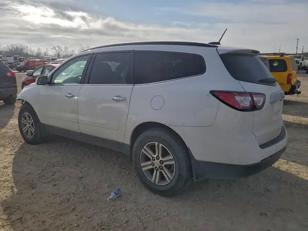 1GNKRHKD9GJ244786 2016 CHEVROLET TRAVERSE - Image 2