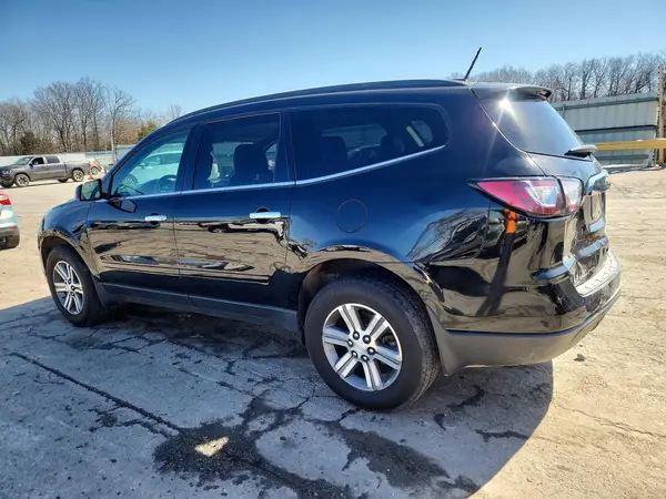 1GNKRHKD9GJ277626 2016 CHEVROLET TRAVERSE - Image 2