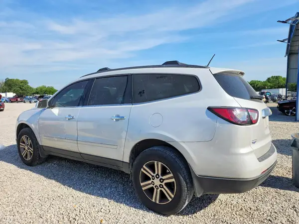 1GNKRHKD9GJ286830 2016 CHEVROLET TRAVERSE - Image 2