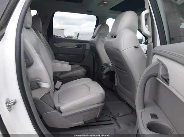 1GNKRHKD9HJ102293 2017 CHEVROLET TRAVERSE - Image 8