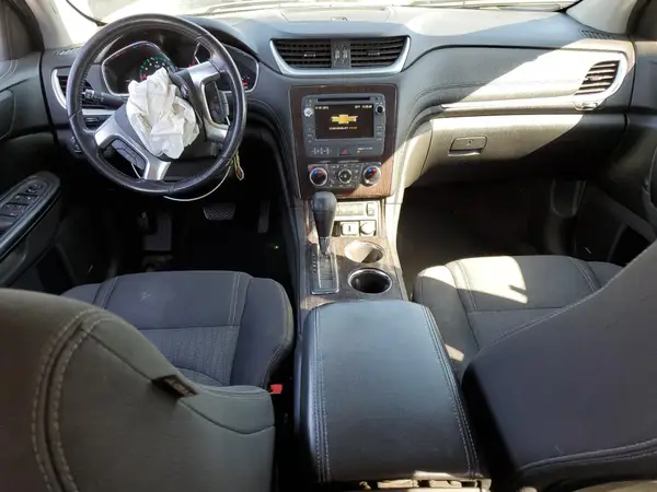 1GNKRHKD9HJ137805 2017 CHEVROLET TRAVERSE - Image 8