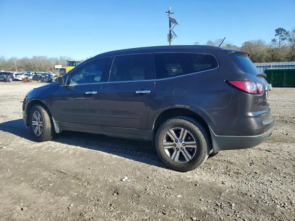 1GNKRHKD9HJ171646 2017 CHEVROLET TRAVERSE - Image 2