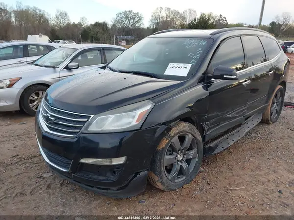 1GNKRHKD9HJ179049 2017 CHEVROLET TRAVERSE - Image 2