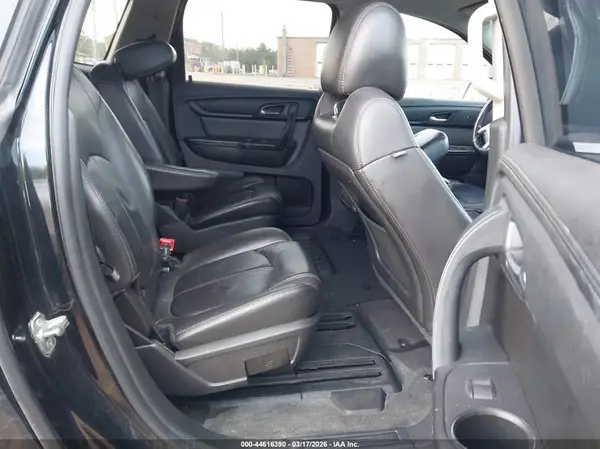 1GNKRHKD9HJ179049 2017 CHEVROLET TRAVERSE - Image 8