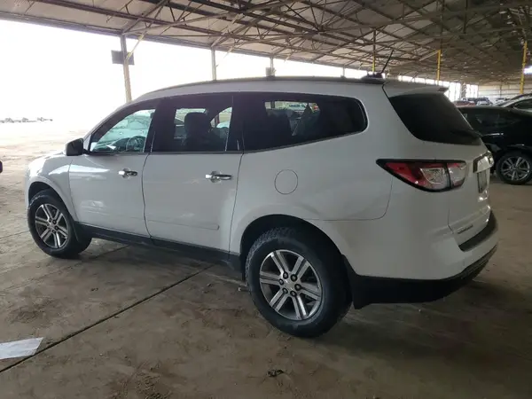 1GNKRHKD9HJ193534 2017 CHEVROLET TRAVERSE - Image 2