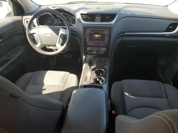 1GNKRHKD9HJ203706 2017 CHEVROLET TRAVERSE - Image 8