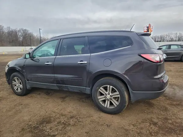 1GNKRHKD9HJ243851 2017 CHEVROLET TRAVERSE - Image 2