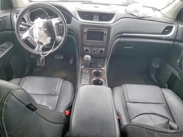 1GNKRHKD9HJ310061 2017 CHEVROLET TRAVERSE - Image 8