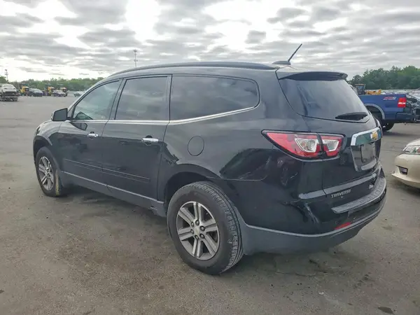 1GNKRHKD9HJ350530 2017 CHEVROLET TRAVERSE - Image 2