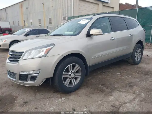 1GNKRHKDXGJ236566 2016 CHEVROLET TRAVERSE - Image 2