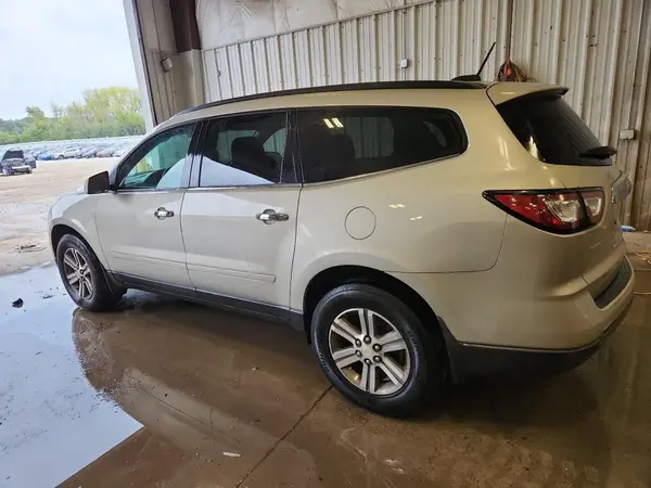 1GNKRHKDXGJ335730 2016 CHEVROLET TRAVERSE - Image 2